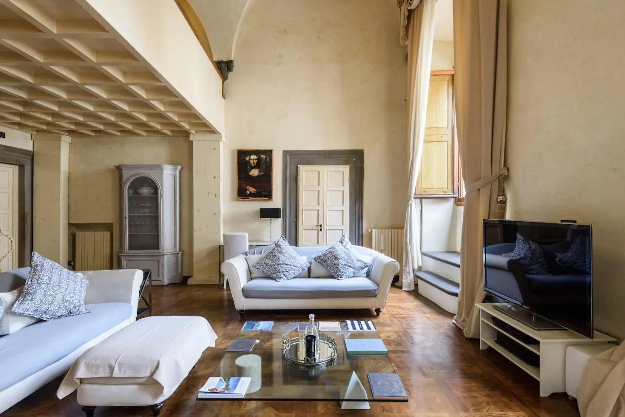 Mozart Palace Regal Suite Florence Apartment
