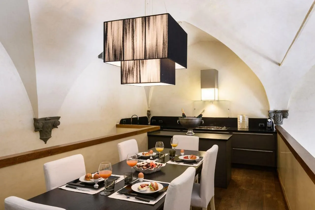 Apartment Mozart Palace Regal Suite Florence