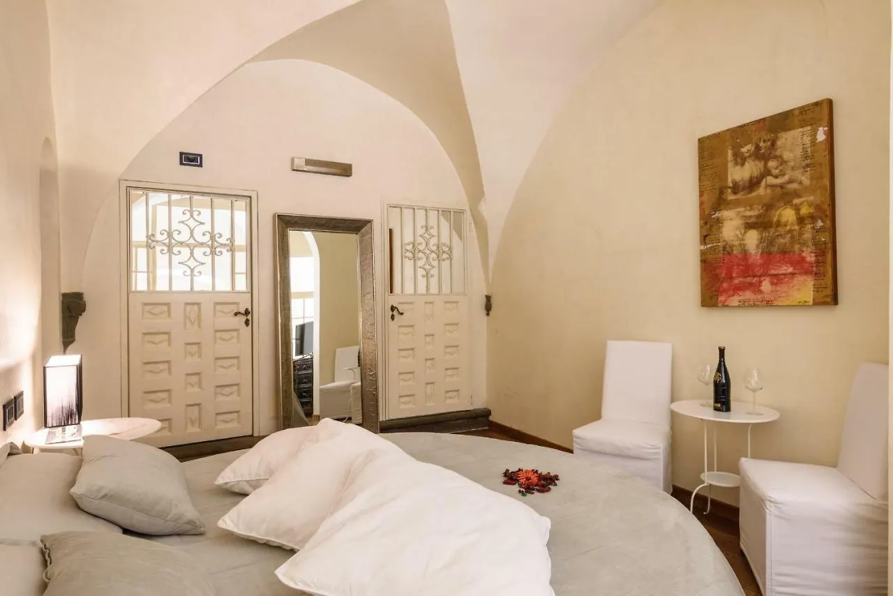 Mozart Palace Regal Suite Florence Apartment