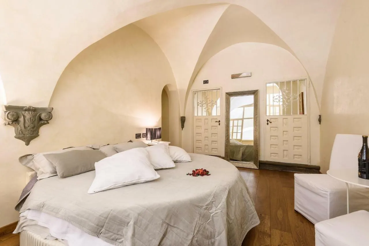 Mozart Palace Regal Suite Florence Apartment
